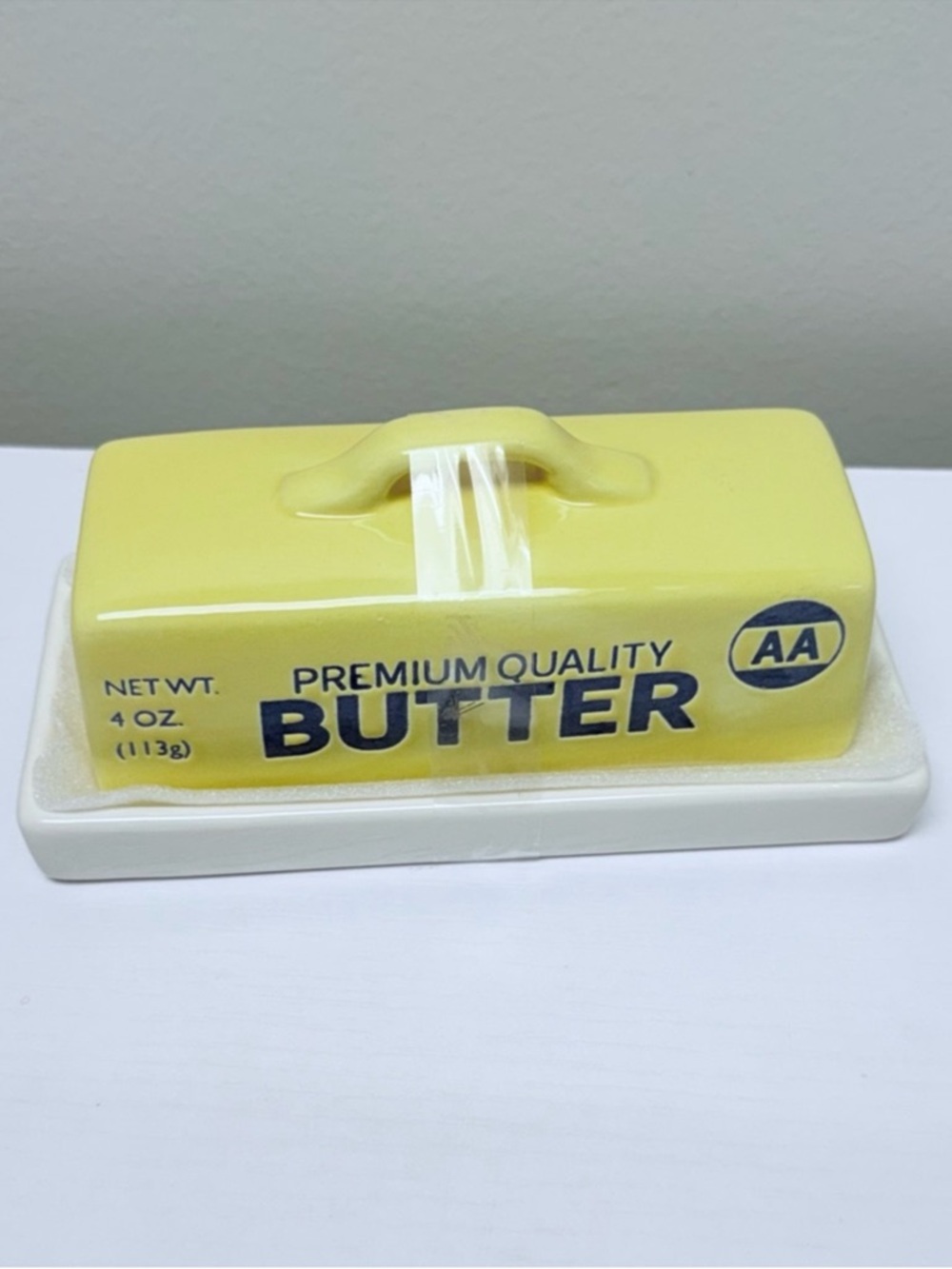 New! Retro Style Ceramic Yellow Butter Dish with White Base - Picture 5 of 6